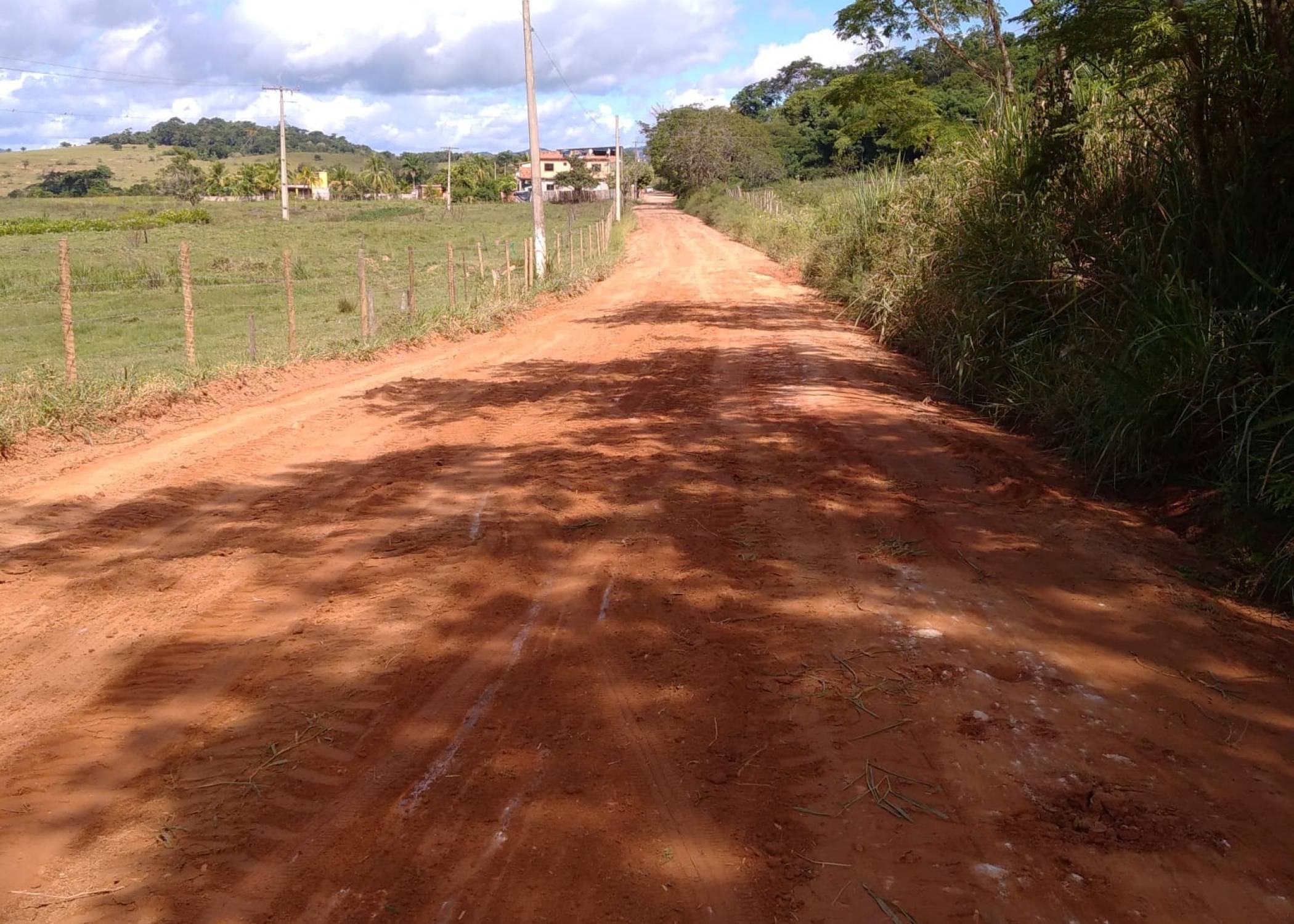 Prefeitura segue com a reestruturação das estradas vicinais